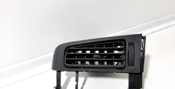 Volkswagen Golf III Dashboard side air vent grill/cover trim 1H6819703 1H6819709