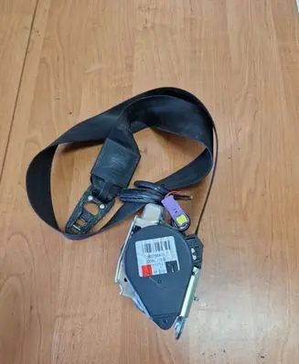 Audi A6 S6 C6 4F Front seatbelt 560788401 008L000