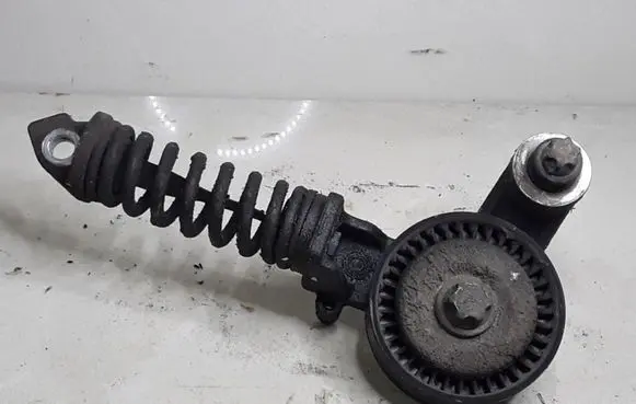 Opel Corsa C Generator/alternator belt tensioner 55352021AW