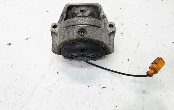 Audi A4 S4 B8 8K Engine mount vacuum valve 8K0199381NL