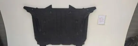 Audi R8 4S Engine splash shield/under tray 4S0