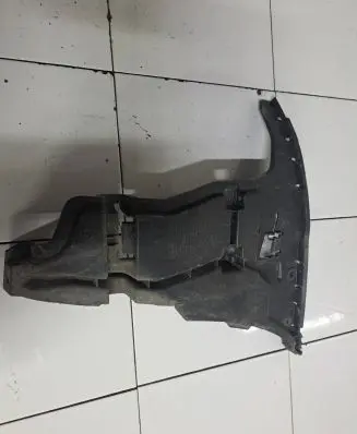 Volvo V70 Front bumper mounting bracket 08693181 BP3EA