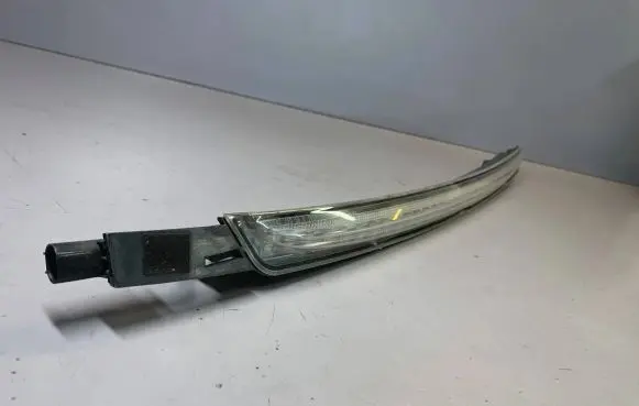 BMW 3 E46 Third/center stoplight 63256917540 6917540