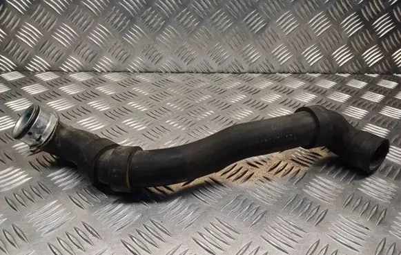 Mercedes-Benz C W203 Engine coolant pipe/hose