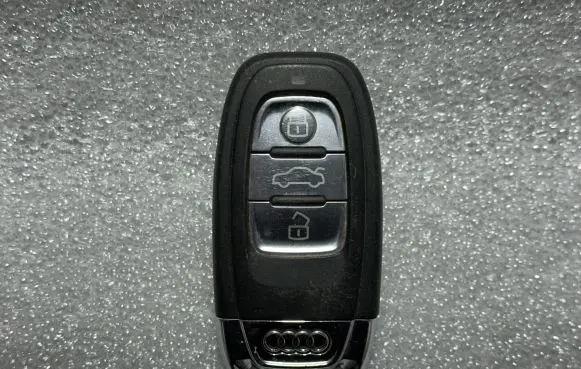 Audi A4 S4 B8 8K Ignition key/card 4G0959754K