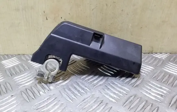 Audi A4 S4 B8 8K Positive cable (battery) KB8J4590 4F0915519 8J0915459