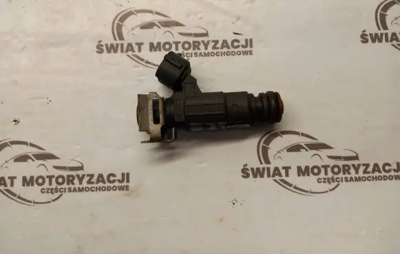 Nissan Qashqai Fuel injector 0280157127