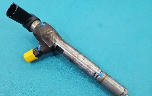 Renault Scenic II - Grand scenic II Fuel injector 8200380253 IMPRK1478946
