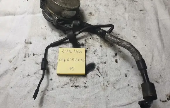 Audi Q7 4L Vacuum pump 057145100AE