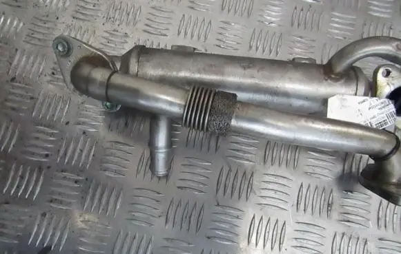 Ford Galaxy EGR valve line/pipe/hose 038131521af