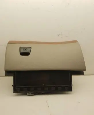Volvo XC90 Glove box 39992133