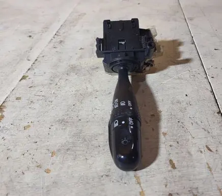 Toyota Corolla E110 Indicator stalk 1736481