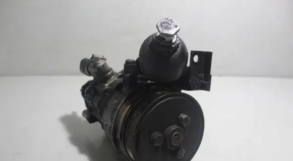 BMW 7 E65 E66 Power steering pump