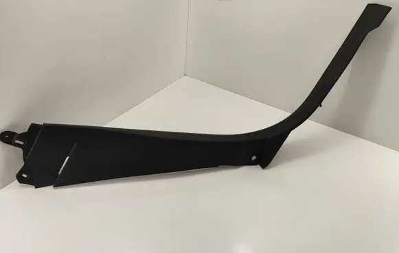 (C) pillar trim