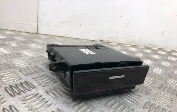 BMW 5 E60 E61 Car ashtray 6976376