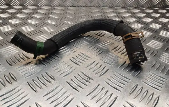 Renault Megane III Engine coolant pipe/hose