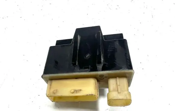 Citroen C3 Glow plug pre-heat relay 9652021180 018010951 BCP2004