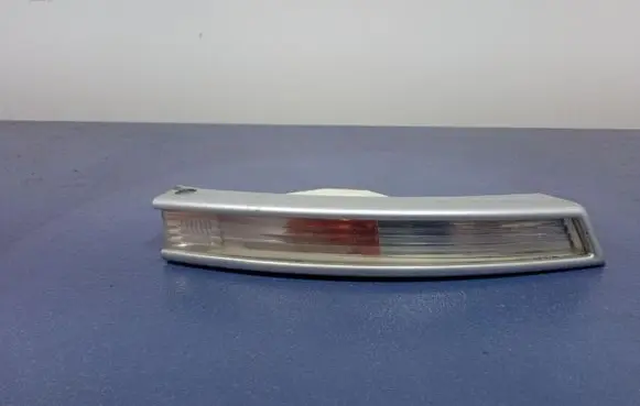 Front indicator light