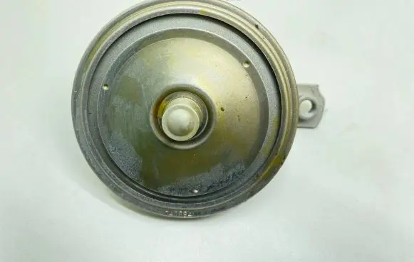 Audi A4 S4 B5 8D Horn signal 4A0951113 335HZ