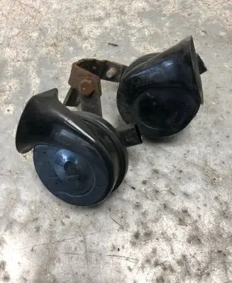 Skoda Fabia Mk1 (6Y) Horn signal 6Q0951182A