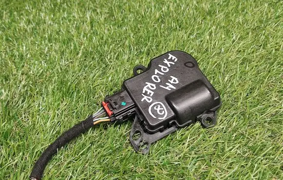 Ford Explorer Air flap motor/actuator AA5319E616BA