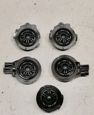 Front door high frequency speaker