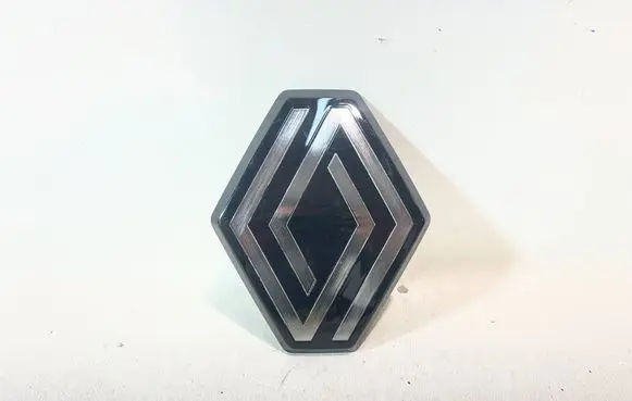 Renault Clio V Manufacturer badge logo/emblem 628908921R