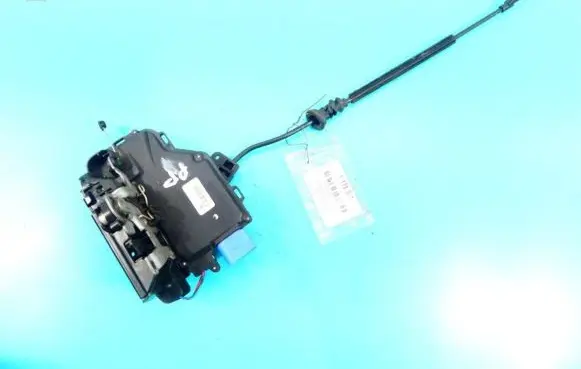 Skoda Octavia Mk2 (1Z) Front door lock 3D1837015AC IMPRK1178327