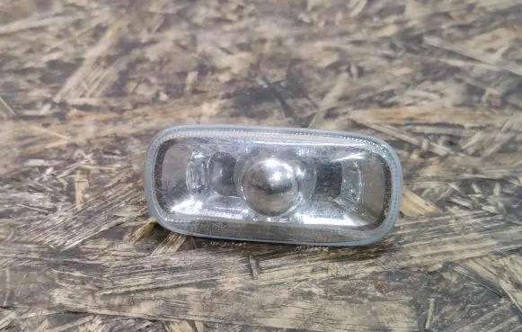 Audi A4 S4 B7 8E 8H Front fender indicator light 8E0949127