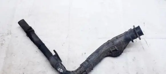 Fuel tank filler neck pipe