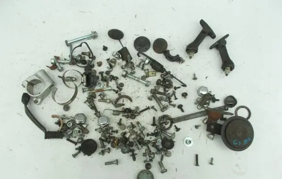 Nuts/bolts