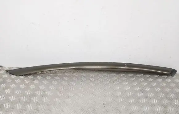 Citroen C4 Grand Picasso Windshield trim 9654505477