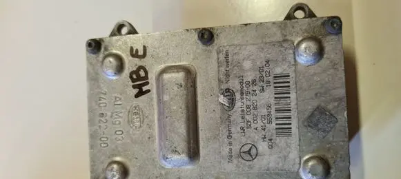 Mercedes-Benz E W211 Headlight ballast module Xenon A0028202426 5DF00827900 Q04559456