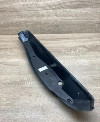 Mercedes-Benz C W204 Fender end trim A2048890225