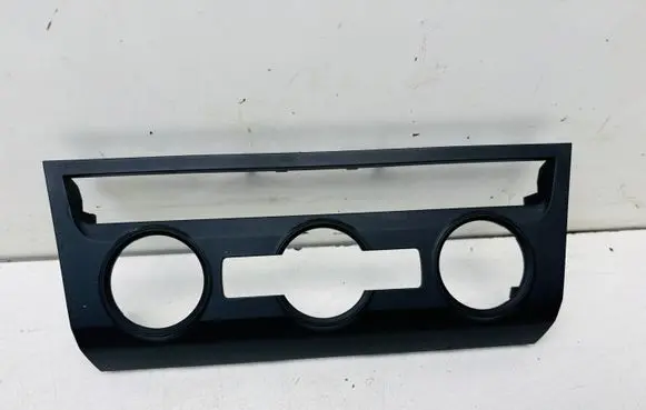 Skoda Superb B8 (3V) Climate control/heater control trim 3V0820075