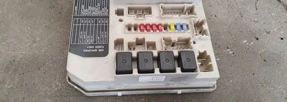 Nissan Note (E11) Fuse box set 284B7AX61A