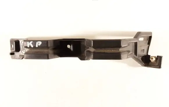 Land Rover Discovery 3 - LR3 Front bumper mounting bracket DPN500031