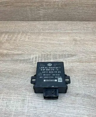 Mercedes-Benz E W211 Light module LCM A2118209985 5DF00827801