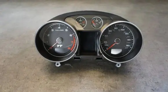 Audi TT TTS Mk2 Speedometer (instrument cluster) 8J0920980T