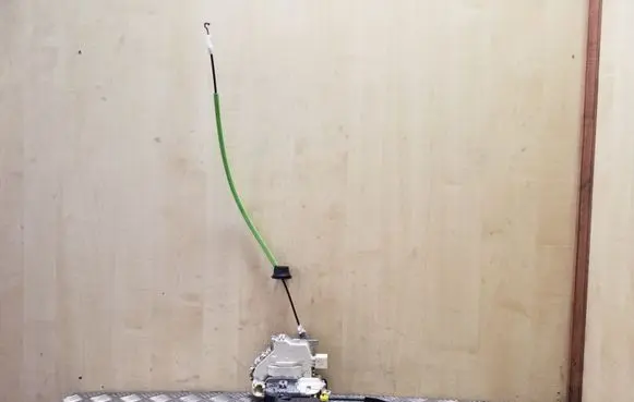 Front door lock