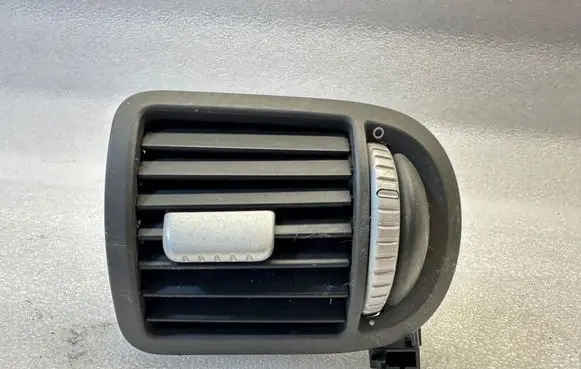 Porsche Cayenne (9PA) Dashboard side air vent grill/cover trim 7L5819704