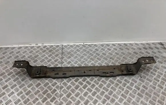 Radiator support slam panel bracket