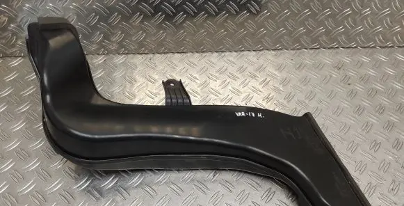 Toyota Yaris Hybrid/electric vehicle battery cooling hoses/tubes G92F10D010
