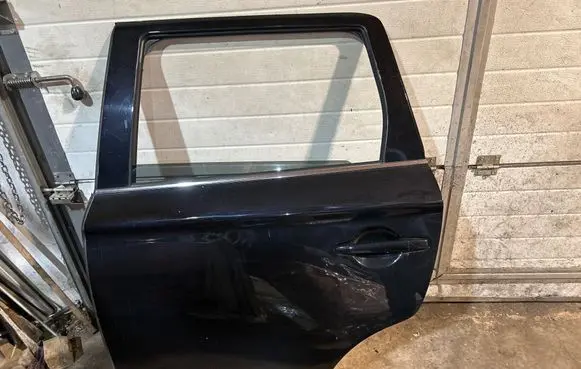 Rear door