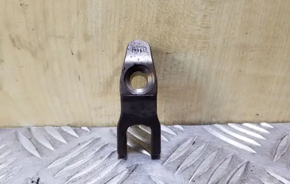 Hyundai i40 Fuel Injector clamp holder