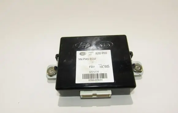 KIA Venga Parking PDC control unit/module 957001P000