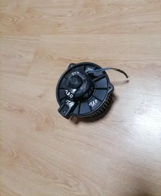 Mitsubishi Space Wagon Heater fan/blower 194000
