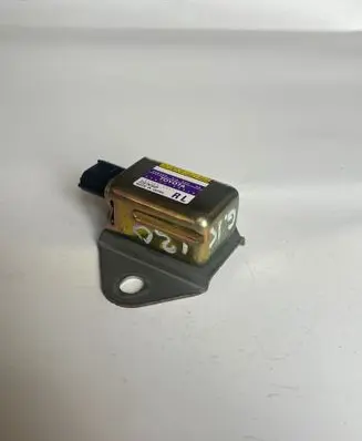 Toyota Land Cruiser (J120) Airbag deployment crash/impact sensor 8983360010 1879000471 04709F2052288