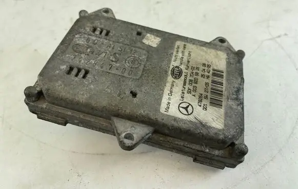 Mercedes-Benz CLS C219 Headlight ballast module Xenon A0038205826