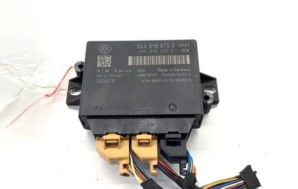 Volkswagen Tiguan Parking PDC control unit/module 3AA919475S